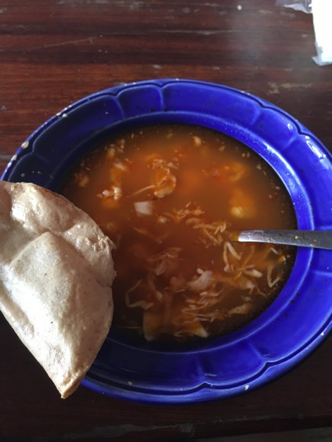 pozoles y taco dorado